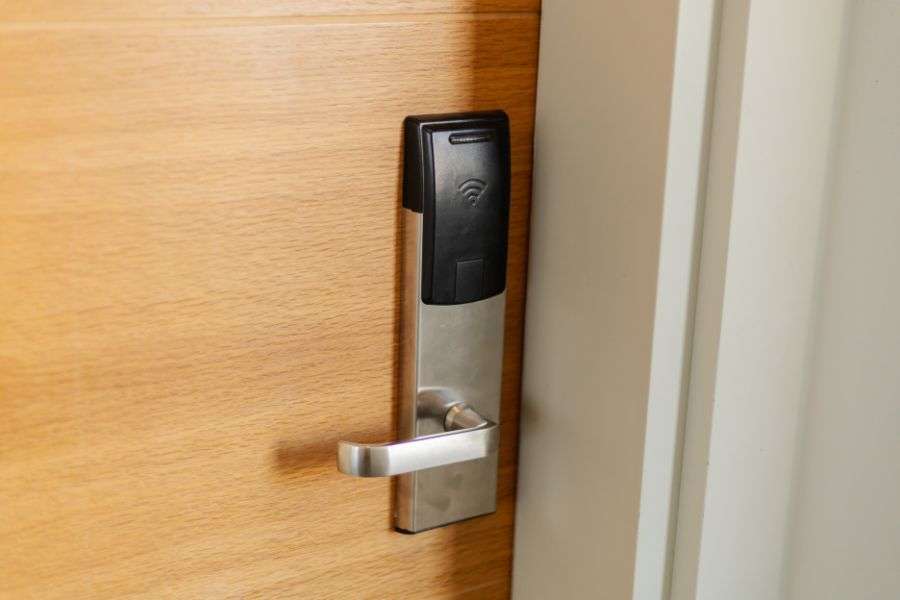 smart lock door